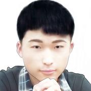 穿着西装敲代码的个人资料头像