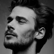 陈不语的个人资料头像