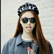 嘛意呢的个人资料头像