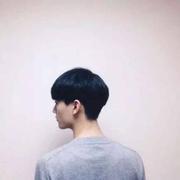 港岛男友的个人资料头像