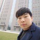 像风握在手里的个人资料头像