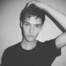 距离太远靠不近的个人资料头像