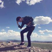 _杂眸的个人资料头像