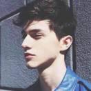 子墨重名了的个人资料头像