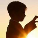 围墙的眼睛的个人资料头像