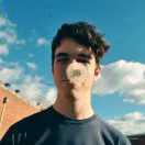 哦哈哈哈哈的个人资料头像