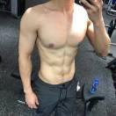 洛君101710的个人资料头像