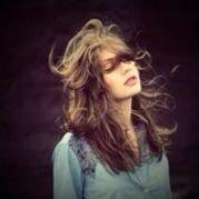 不喜标点滴0故事女汗子的个人资料头像